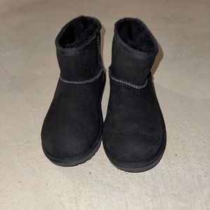 Kids short UGG boots